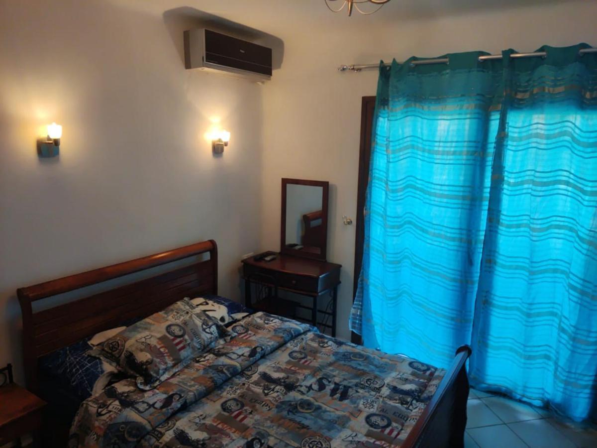 Studio Avec Piscine Et Wifi A Cabonegro Cabo Negro Dış mekan fotoğraf