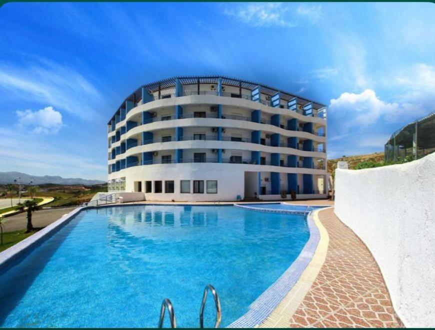 Studio Avec Piscine Et Wifi A Cabonegro Cabo Negro Dış mekan fotoğraf